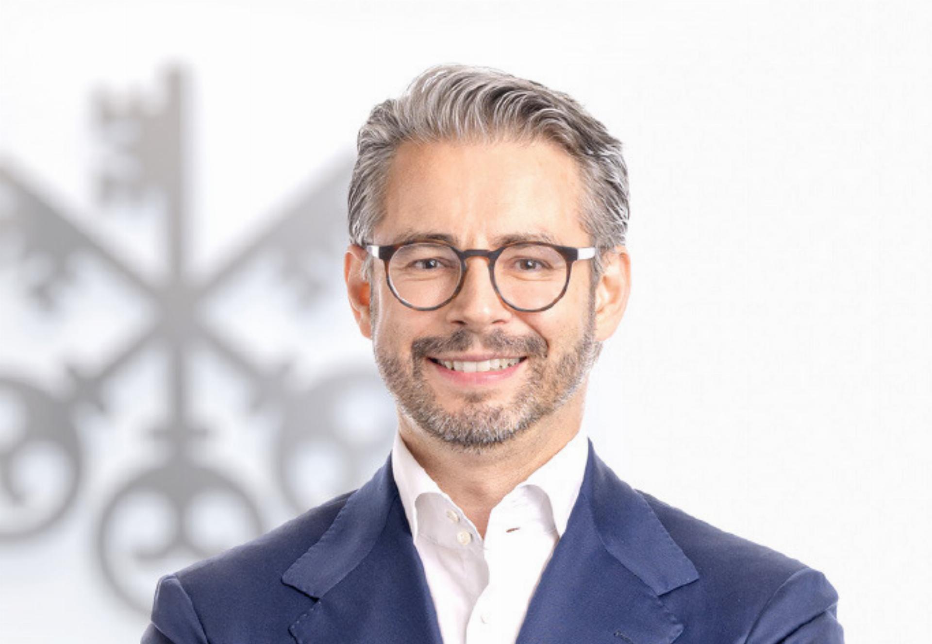 “As we enter 2026, pairing our disciplined analytical framework with timeless asset allocation principles will help clients seize opportunities and build resilient  portfolios for long-term success."
Christian ZachHead Wealth Management & Location Head UBS Gstaad - Das Bild wird blockiert. – Möglicherweise durch einen aktiven Adblocker.