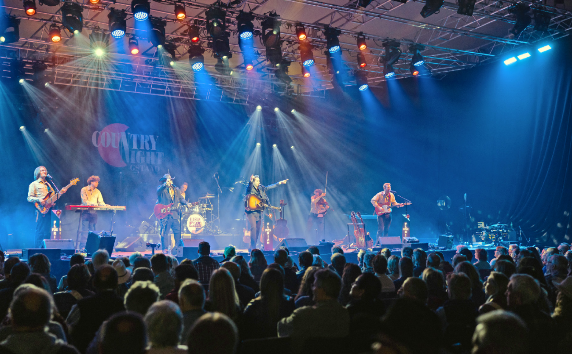 Swiss artist Florian Fox opened the concert series of this year’s Country Night Gstaad on both Friday and Saturday evening. PHOTO: RETO HAMMER PHOTOGRAPHY