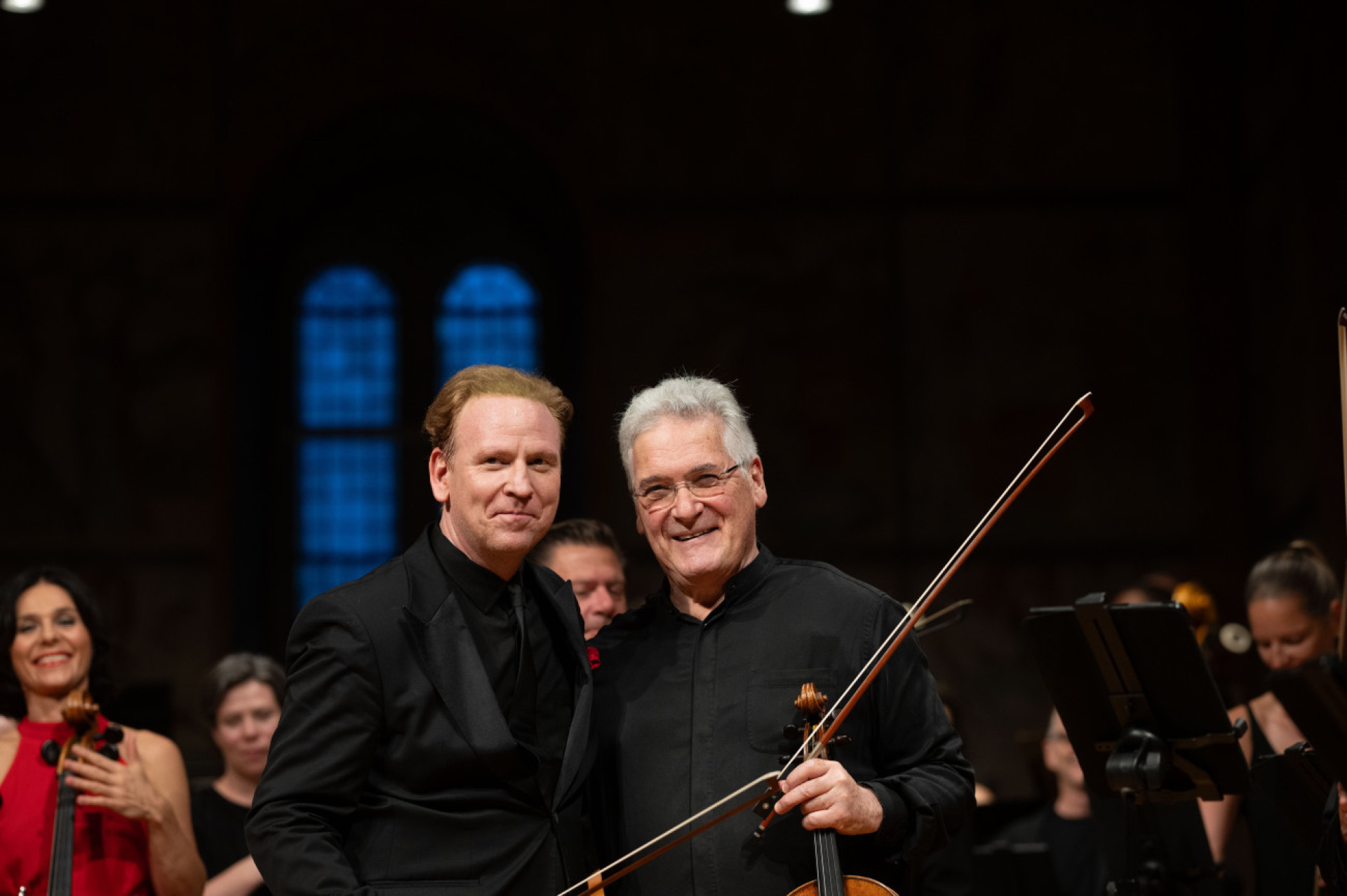 Daniel Hope and Pinchas Zukerman and the Zurich Chamber Orchestra | All photos by: RAPHAEL FAUX/GSTAADPHOTOGRAPHY.COM - Das Bild wird blockiert. – Möglicherweise durch einen aktiven Adblocker.