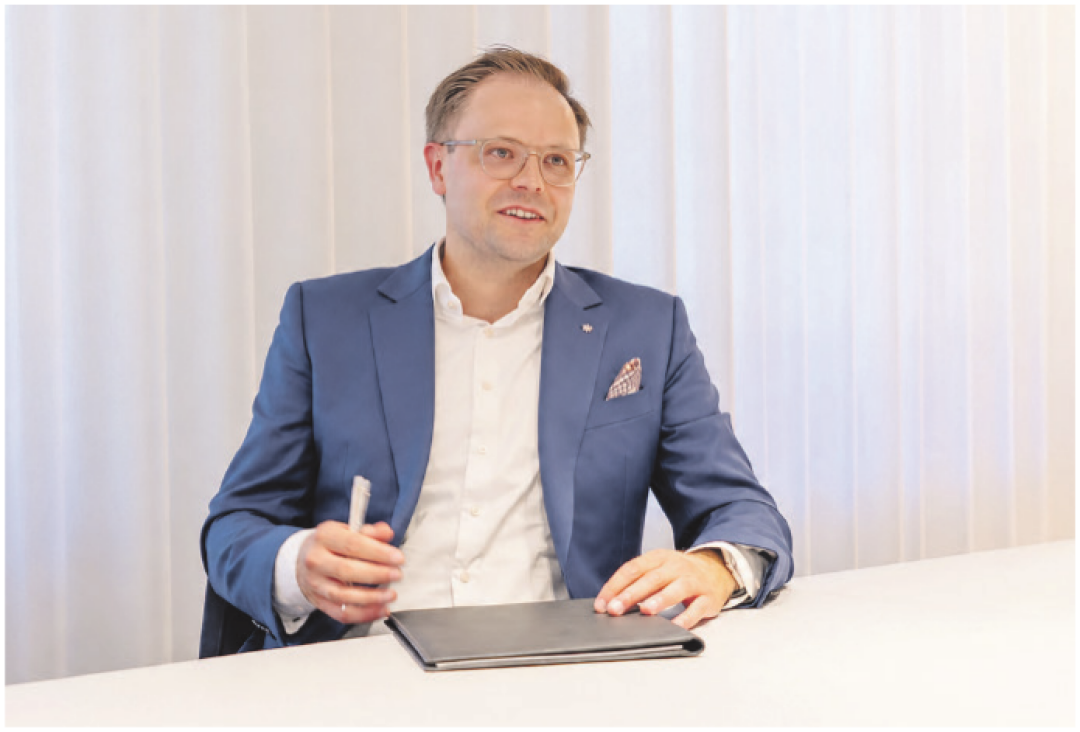 Lukas Häberli Lukas Häberli