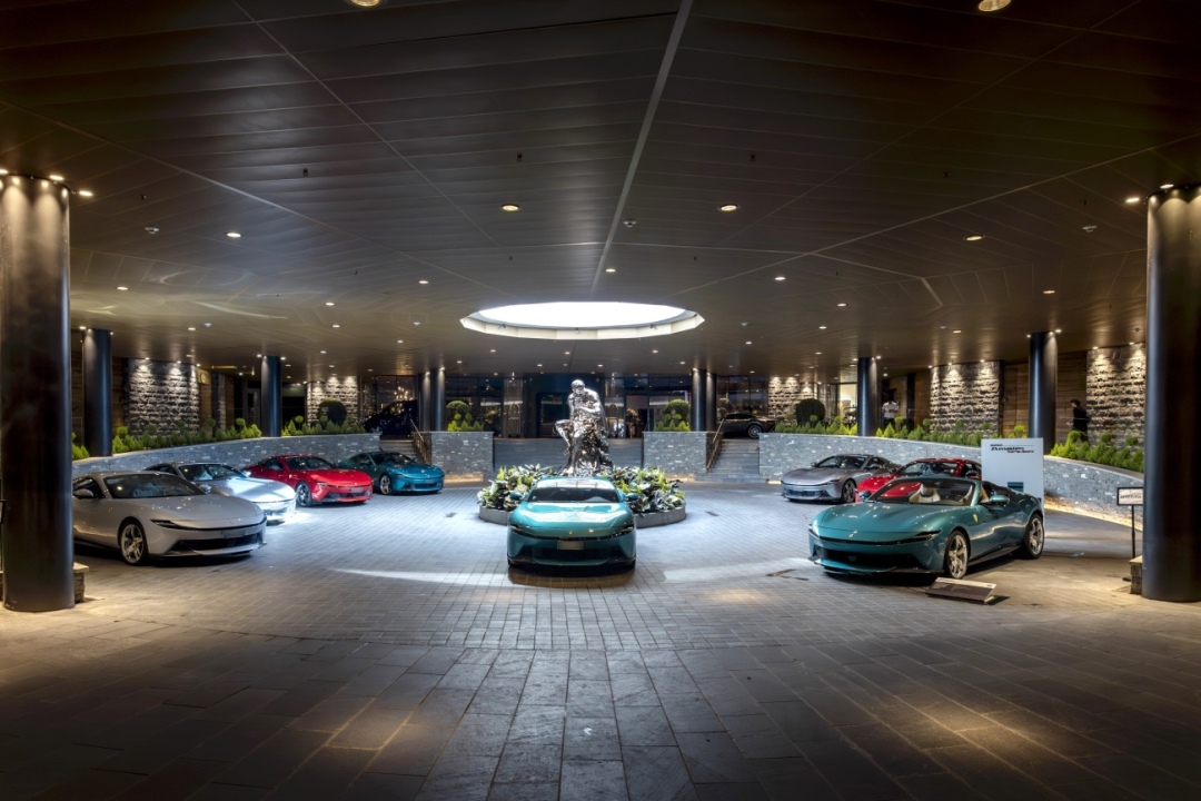 Eight cars awaited the testdrivers at the Alpina entrance | All photos courtesy of Ferrari Eight cars awaited the testdrivers at the Alpina entrance | All photos courtesy of Ferrari