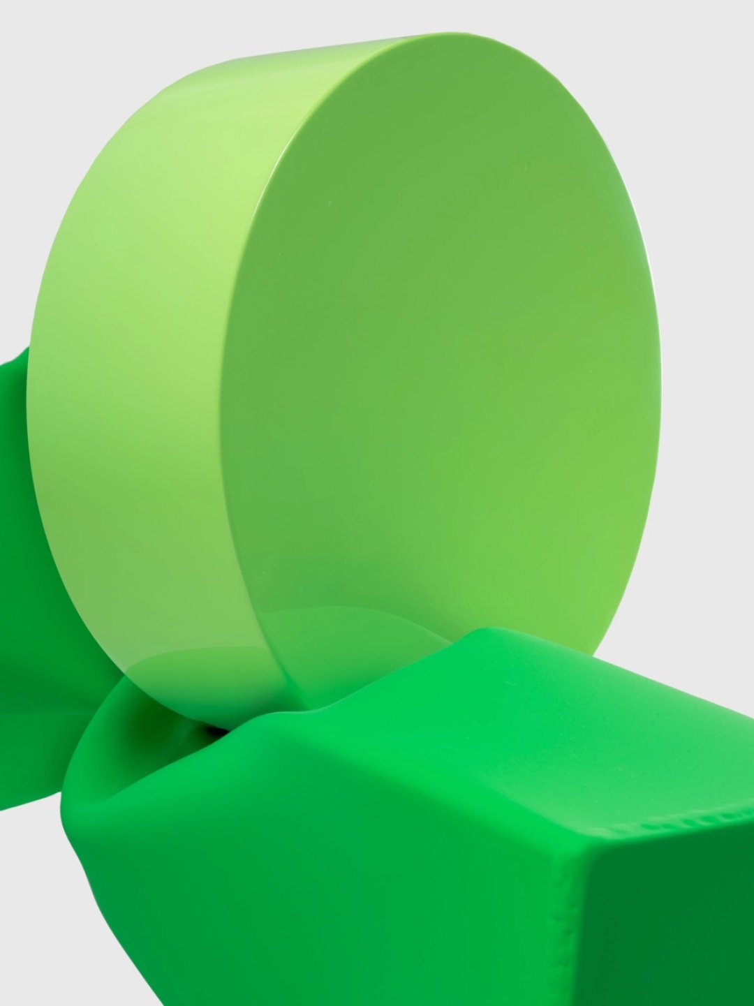 new-sculptures-by-swiss-born-american-bred-talent-carol-bove